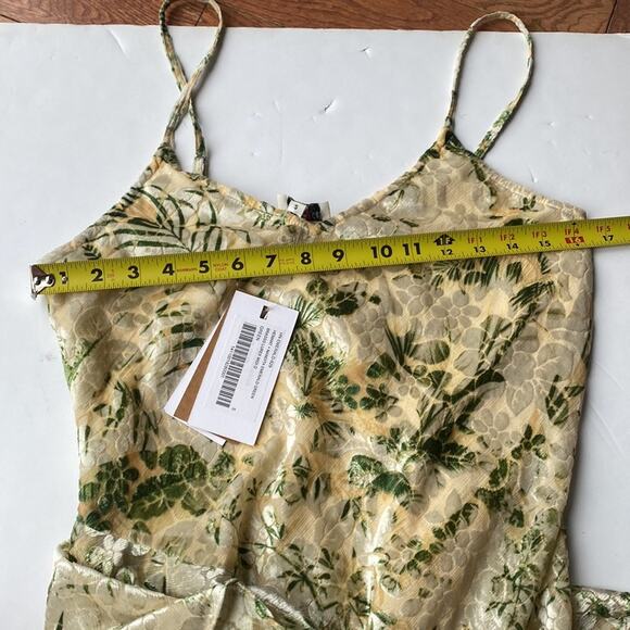 HEMANT & NANDITA Emerald Green Brasso Lurex Midi Dress Size Small - Picture 11 of 12